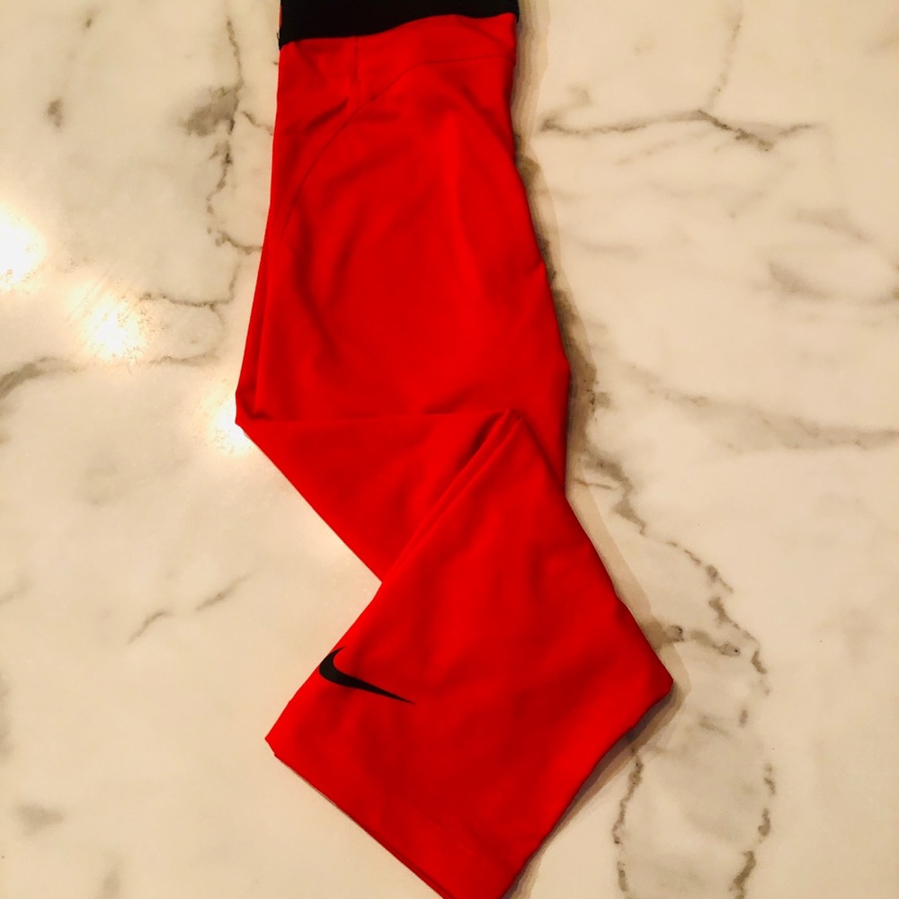 Nike Pro Crop Leggings